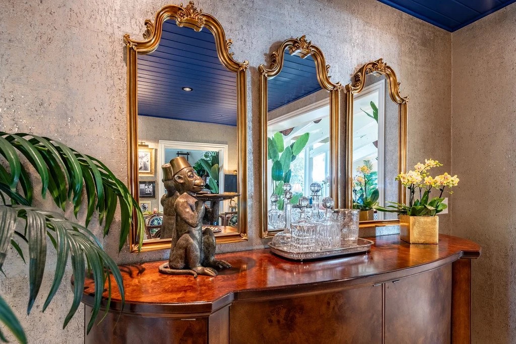Why the Most Beautiful Rooms Are Never Designed Around Trends